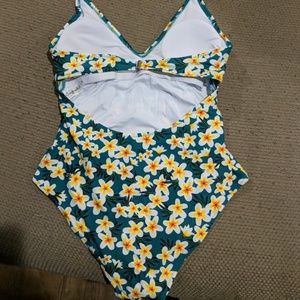 Cupshe bathing suit